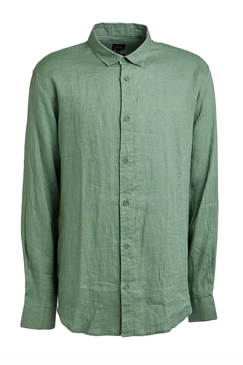 AI e-commerce — green shirt product shot, front view, Filmatix studio